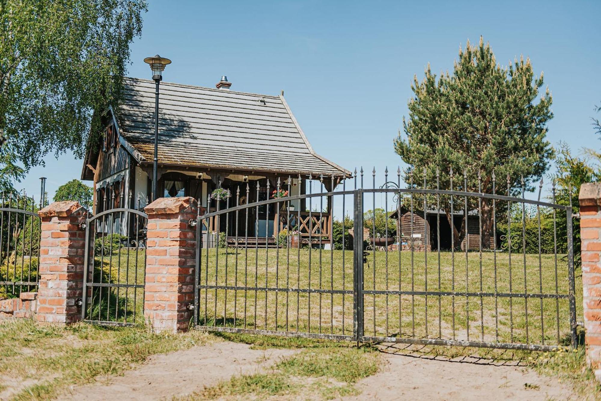 Rajski Domek Nad Jeziorem Radacz Villa Borne Sulinowo Esterno foto